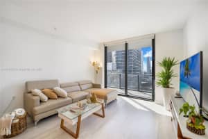 45 SW 9th St Apt 1904, Miami, FL 33130, - MLS#A11910570