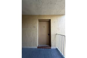 5112 Nw 79th Ave 304 Doral, FL 33166 - MLS#A11910600