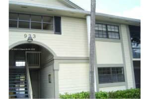 933 NE 199th St APT 104, Miami, FL 33179, - MLS#A11910602