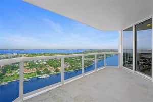 Blue Diamond Tower, 4779 Collins Ave APT 3206, Miami Beach, FL 33140, - MLS#A11910629