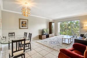 600 NE 14th Ave APT 419, Hallandale Beach, FL 33009, - MLS#A11910638