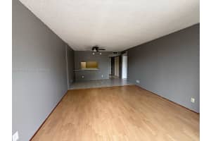 500 Executive Center Dr APT 2L, West Palm Beach, FL 33401, - MLS#A11910647