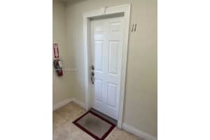 223 Calabria Ave APT 11, Coral Gables, FL 33134, - MLS#A11910685