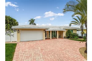 281 Se 3rd Ct Pompano Beach, FL 33060 - MLS#A11910688