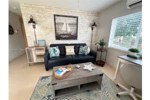 1705 N Riverside Dr APT 1, Pompano Beach, FL 33062, - MLS#A11910709