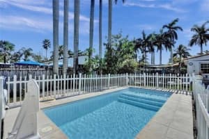 1611 Mayo St Hollywood, FL 33020 - MLS#A11910756