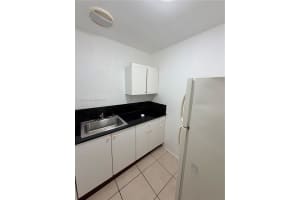 717 Ne 1st St 4 Hallandale Beach, FL 33009 - MLS#A11910809