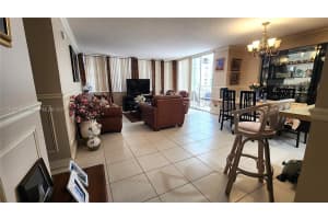 1825 S Ocean Dr 209 Hallandale Beach, FL 33009 - MLS#A11910818