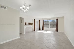 4220 Nw 21st St 206 Lauderhill, FL 33313 - MLS#A11910820