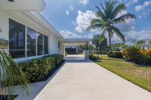 9260 SW 166th Terrace, Palmetto Bay, FL 33157, Sold 12/03/25