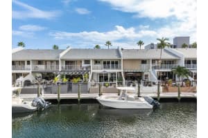 3687 Ne 168th St 119, North Miami Beach