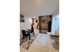 2215 Mayo St, Hollywood, FL 33020, - MLS#A11910854