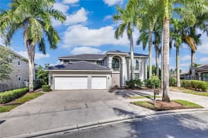 13787 Nw 19th Ct Pembroke Pines, FL 33028 - MLS#A11910865