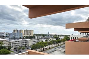 2200 E Hallandale Beach Blvd 709 Hallandale Beach, FL 33009 - MLS#A11910921