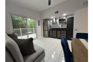 219 S Bay Harbor Dr. B Key Largo, FL 33037 - MLS#A11910962