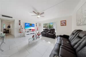 8005 W 6th Ave C Hialeah, FL 33014 - MLS#A11910966