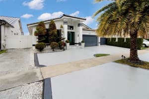 8953 Nw 147th Ter Miami Lakes, FL 33018 - MLS#A11910983