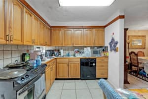 6811 Thomas St Hollywood, FL 33024 - MLS#A11910989