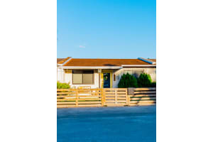 7705 Nw 178th St 7705, Hialeah 7705 Nw 178th St 7705, Hialeah