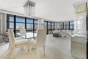 800 Parkview Dr APT 1021, Hallandale Beach, FL 33009, - MLS#A11911019