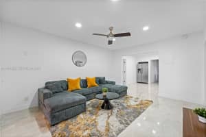 2827 Adams St Hollywood, FL 33020 - MLS#A11911022