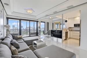 20335 W Country Club Dr, Aventura, FL 33180, - MLS#A11911024