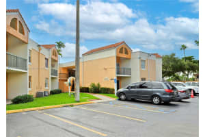 6284 NW 186th St APT 208, Hialeah, FL 33015, - MLS#A11911067