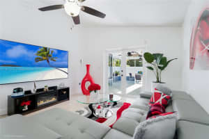 471 Sw 203rd Ave Pembroke Pines, FL 33029 - MLS#A11911074