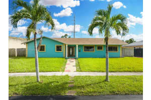 722 Nw 170th St Miami Gardens, FL 33169 - MLS#A11911081