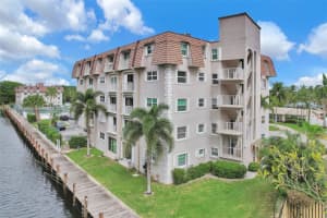 5911 Ne 14th Ln 505s Fort Lauderdale, FL 33334 - MLS#A11911098