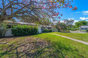 9630 Sw 182nd St Palmetto Bay, FL 33157 - MLS#A11911104