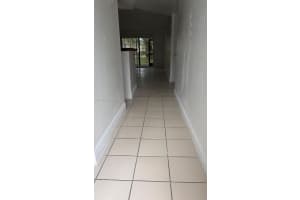 Building 15, 7925 Fairview Dr APT 110, Tamarac, FL 33321, - MLS#A11911106