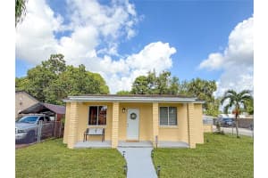 3057 Nw 101st St Miami, FL 33147 - MLS#A11911115