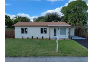 1221 Cleve H Dixon Ave Riviera Beach, FL 33404 - MLS#A11911123