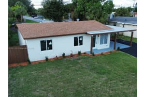 1221 Cleve H Dixon Ave Riviera Beach, FL 33404 - MLS#A11911123