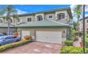 7921 E Exeter Blvd E 202 Tamarac, FL 33321 - MLS#A11911136