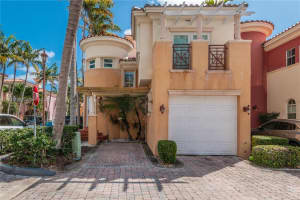 18395 Ne 30th Ct 18395, Aventura