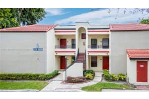 11530 Nw 10th St 11530, Pembroke Pines