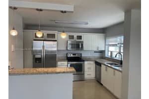 1825 S Ocean Dr 214 Hallandale Beach, FL 33009 - MLS#A11911209