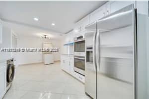 1800 NE 114th St APT 902, Miami, FL 33181, Sold 02/04/26
