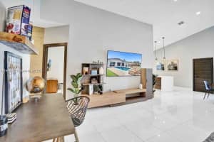 1260 S 13th Ave, Hollywood, FL 33019, Sold 11/24/25