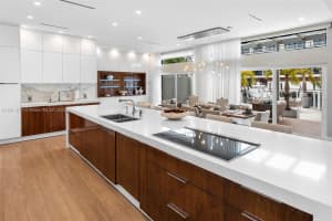 1319 Seminole Dr Fort Lauderdale, FL 33304 - MLS#A11911271