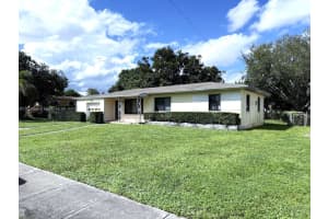 1041 Nw 150th St Miami, FL 33168 - MLS#A11911295
