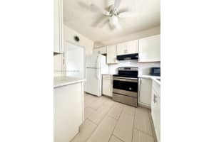 4200 Crystal Lake Dr APT 214, Pompano Beach, FL 33064, - MLS#A11911299