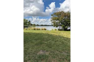 2286 Lake Osborne Dr APT 16, Lake Worth Beach, FL 33461, - MLS#A11911308