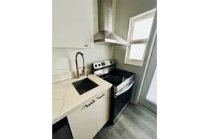 1606 Jefferson Ave APT 6, Miami Beach, FL 33139, - MLS#A11911326