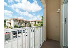 8833 Nw 107th Ct 205 Doral, FL 33178 - MLS#A11911338