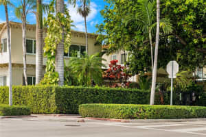 900 Meridian Ave, Miami Beach, FL 33139, Sold 11/04/25