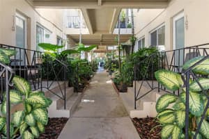 900 Meridian Ave, Miami Beach, FL 33139, Sold 11/04/25