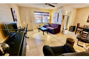 160 Ne 8th Ave 21a Hallandale Beach, FL 33009 - MLS#A11911349